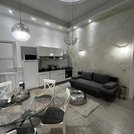 White Luxury Apartment Budapešť Exteriér fotografie