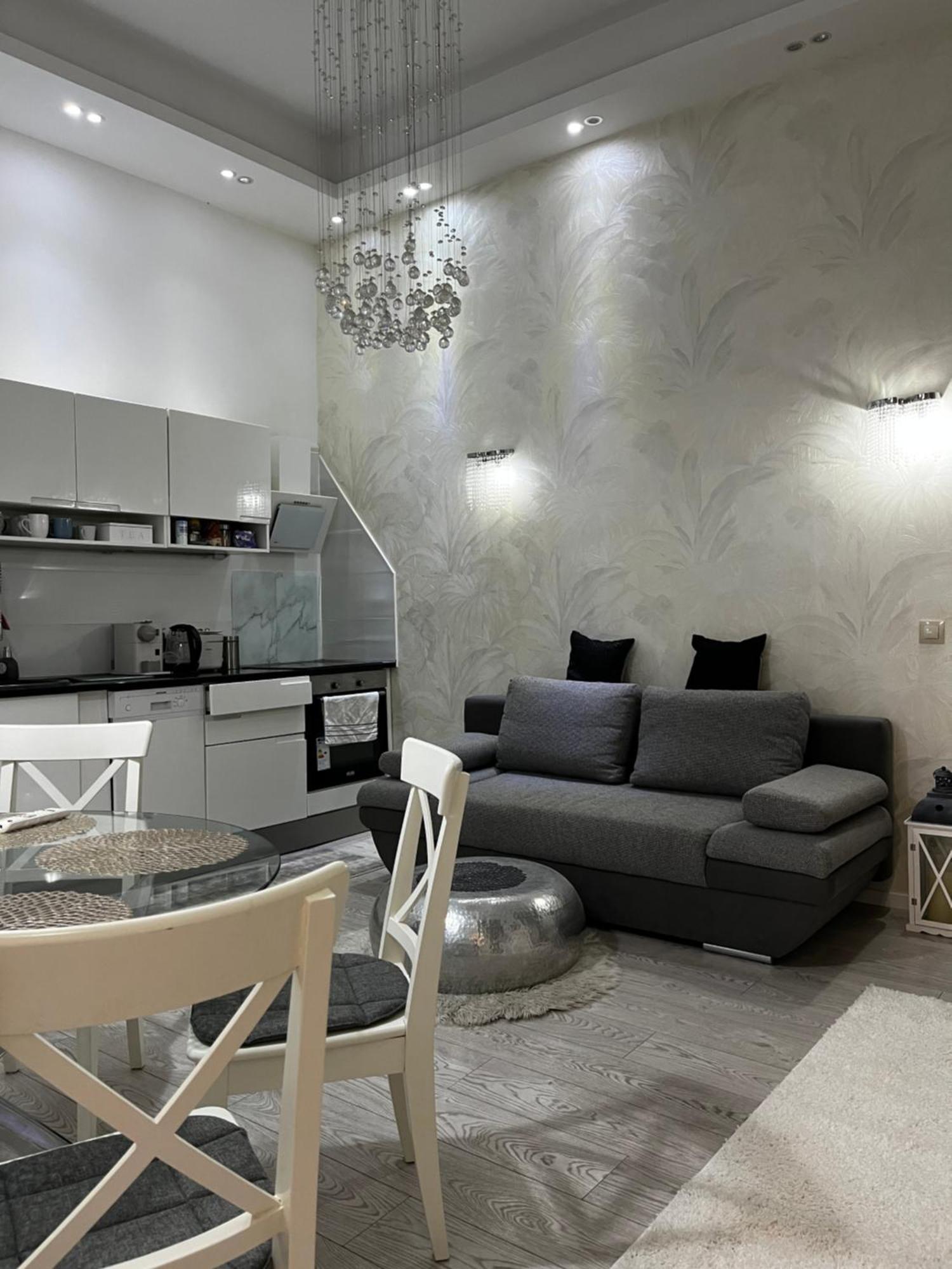 White Luxury Apartment Budapešť Exteriér fotografie